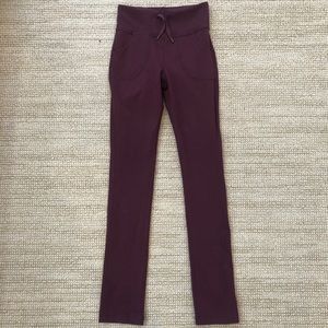 Lululemon Athletica Straight Leg Pant with Pockets